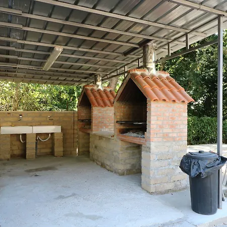 Parque de Campismo Happy Village &